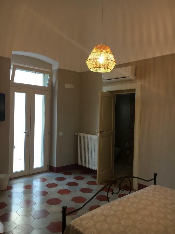 Dimora Don Francesco Bed & Breakfast Alberobello Bagian luar foto