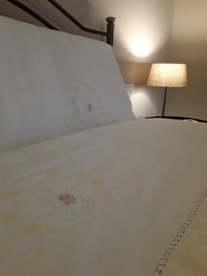 Dimora Don Francesco Bed & Breakfast Alberobello Bagian luar foto