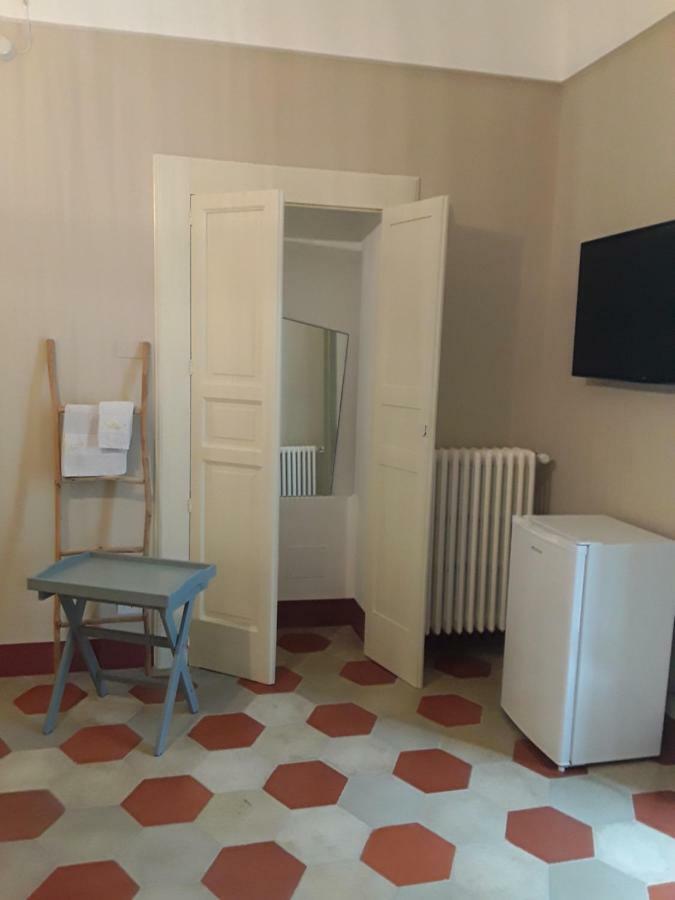 Dimora Don Francesco Bed & Breakfast Alberobello Bagian luar foto