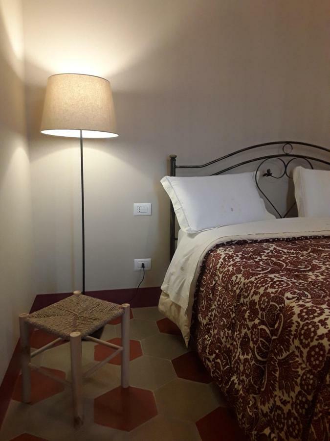 Dimora Don Francesco Bed & Breakfast Alberobello Bagian luar foto