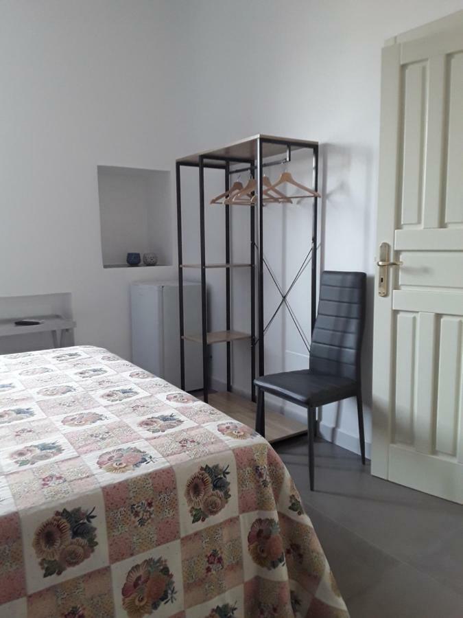 Dimora Don Francesco Bed & Breakfast Alberobello Bagian luar foto
